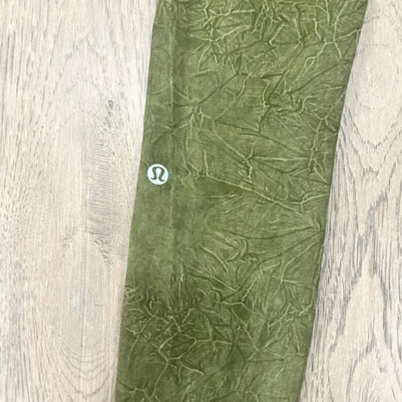 Lululemon 2020 Fast and Free High Rise Tight 25" *Ice Dye size 4 - Picture 11 of 14